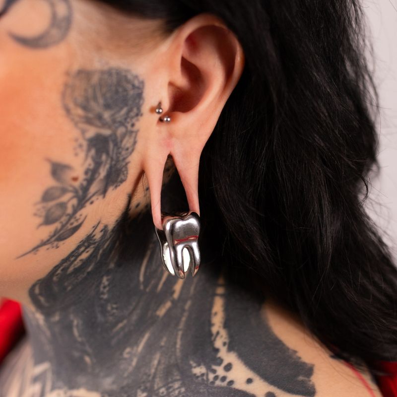 Gold Tooth Earweights Verena Venus 