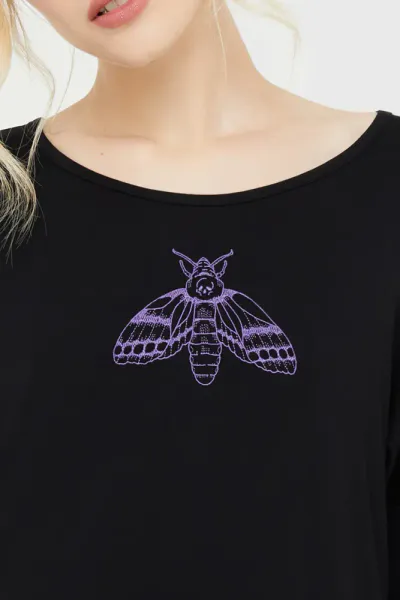 Hovedbilde Enchantors Embrace Lounge ...